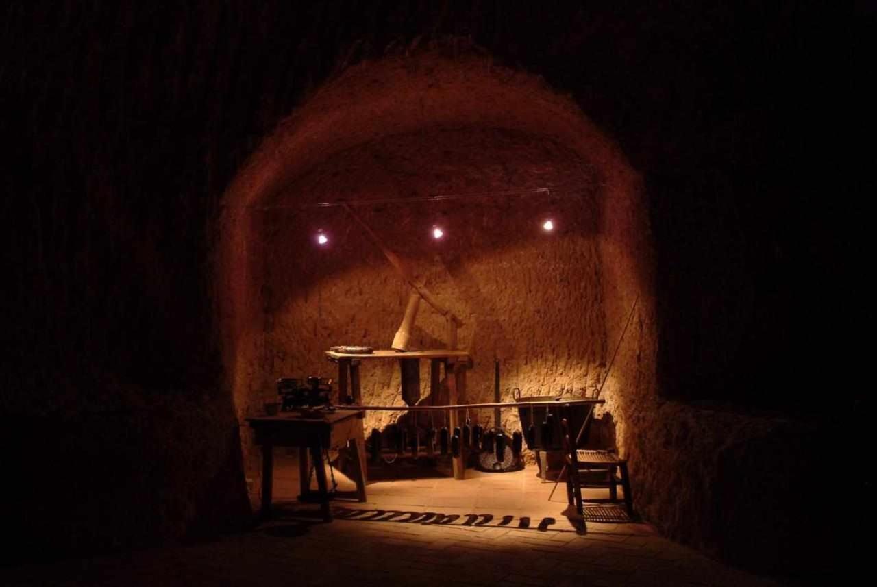 بورويينا Habitat Troglodita Almagruz المظهر الخارجي الصورة