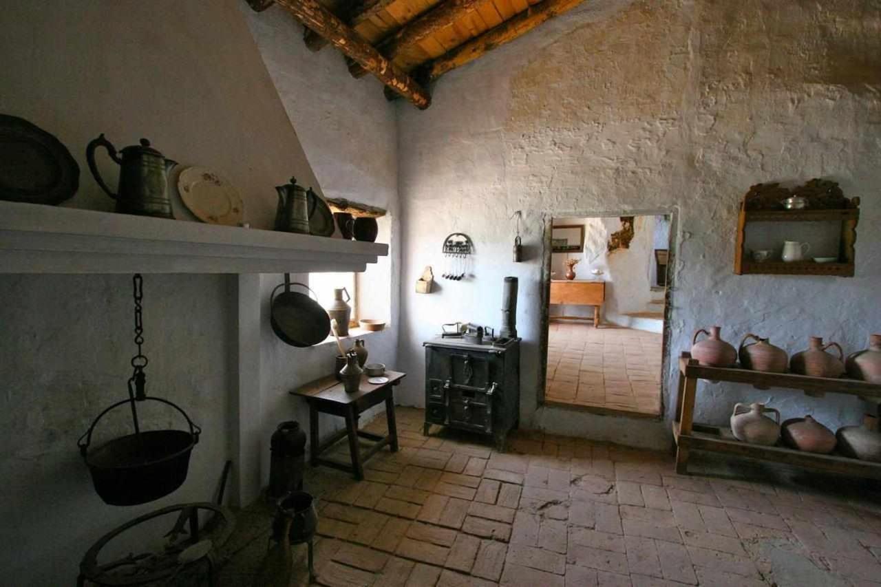 بورويينا Habitat Troglodita Almagruz المظهر الخارجي الصورة